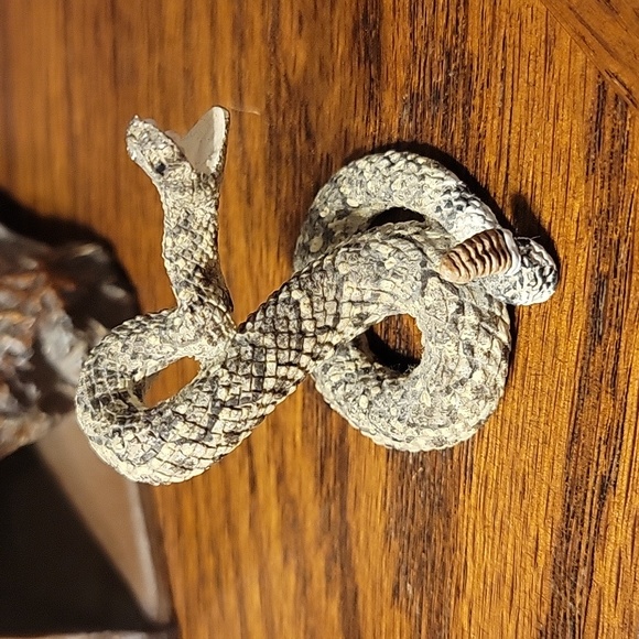 Southwest Native American Ceramic Teepee / Rattlesnake Figurine Decor Lot - Picture 8 of 10